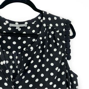 Daniel Rainn polka dot sleeveless button down blouse